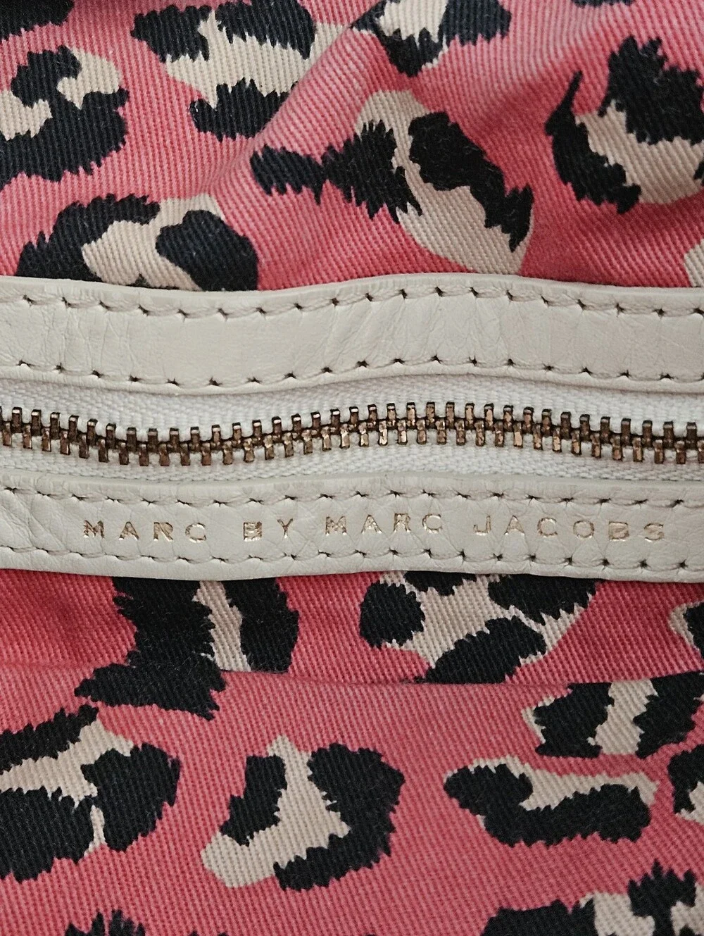 Marc by Marc Jacobs Standard Supply Large Ivory Bone Hobo 100% Leather Bag
